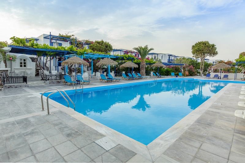 卡玛里圣托里尼酒店（Hotel Rivari Santorini Kamári）
